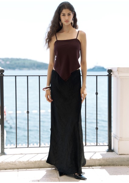 Alytih Üçgen Detay Bordo Crop fiyatları