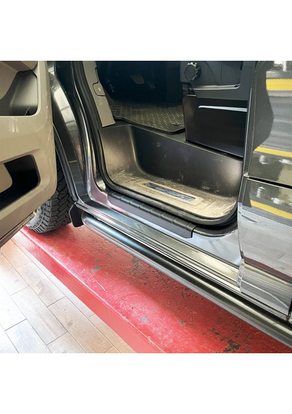 Volkswagen T7 2022- Yılı ve Sonrası Uyumlu Kapı Eşiği 2 Parça fiyatları