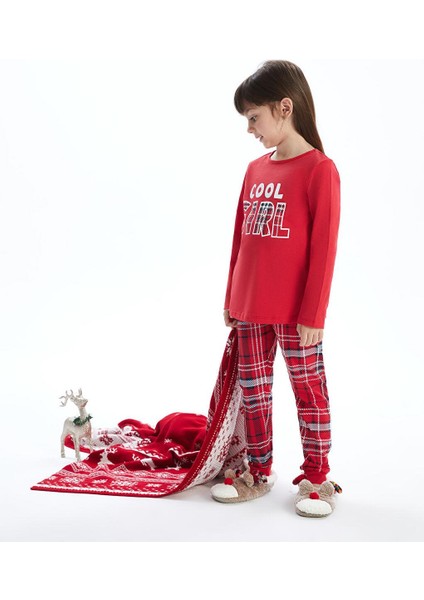 Bisiklet Yaka Uzun Kollu Yılbaşı Temalı Kız Bebek Pijama Takımı (W4)