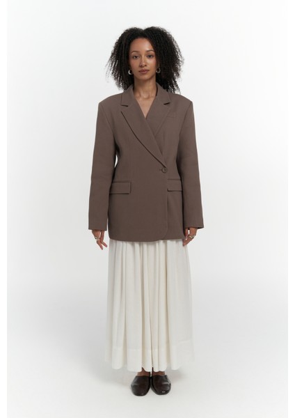 Solara Arkası Düğmeli Mocha Blazer