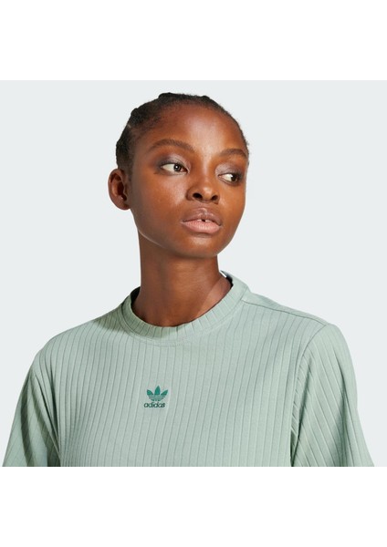 JD1490 Ess Wr Tee Kadın T-Shirt indirimleri
