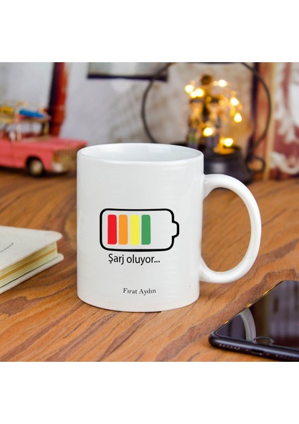 Kişiye Özel şarj Oluyor Temalı Seramik kupa Bardak