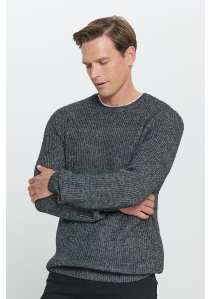 Standart Fit Normal Kesim Bisiklet Yaka Pamuklu Triko Kazak modelleri