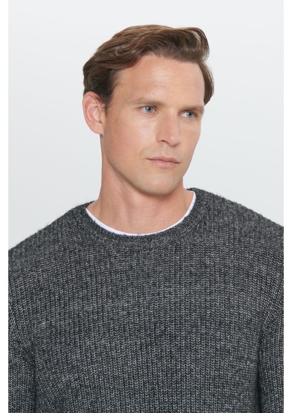 Standart Fit Normal Kesim Bisiklet Yaka Pamuklu Triko Kazak fırsatları