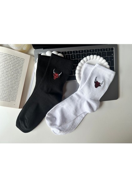 Chicago Kızgın Boğalar Nakışlı Yazlık Kışlık Siyah Beyaz Pamuklu Unisex Casual 2 Çift Soket Çorap