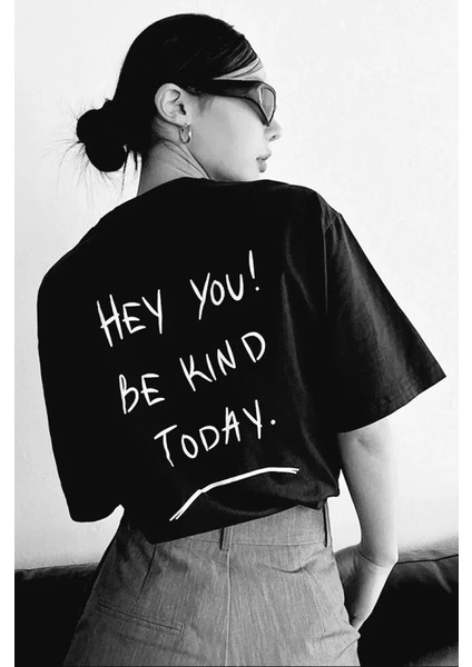 Unisex Baskılı Oversize T-Shirt - Siyah indirimleri