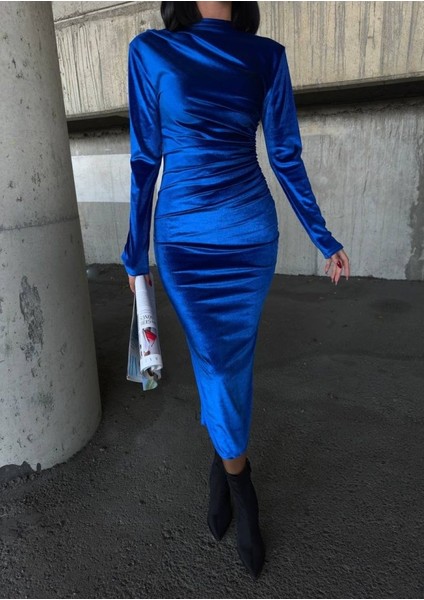 Kadın Uzun Kollu Yarım Balıkçı Yaka Büzgü Detay Kadife Kumaş Elbise indirimleri