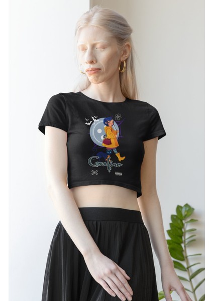 Coraline Baskılı Crop Top, Kadın Korku Film Temalı Crop Bluz fiyatları