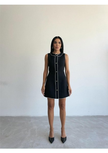 Chanel Kumaş Kısa Önden Düğmeli Elbise - Siyah