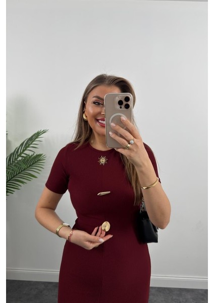 Kadın Ottoman Kumaş Likralı Düğme Tasarımlı Kısa Kol Kalem Elbise fiyatları