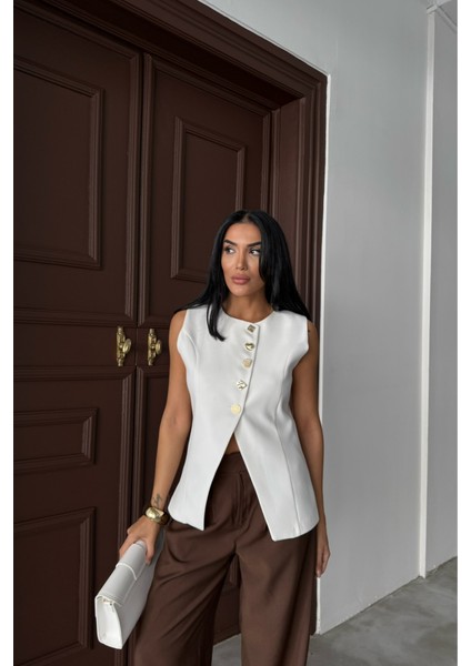 Gold Düğme Detaylı Yelek - Beyaz