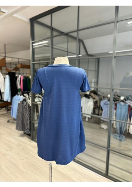 Kadın Türlü Viskon Kumaş Yırtmaç Detaylı Bluz
