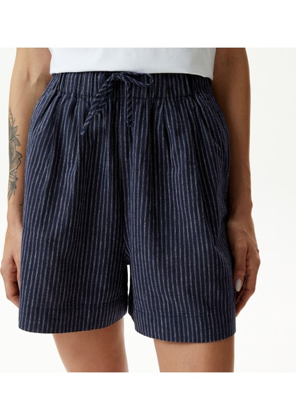 Kadın Lacivert Relaxed Fit Çizgili Şort