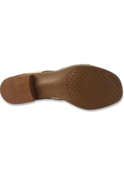 24026020 Günlük Hakiki Deri Bayan Sandalet-Bej