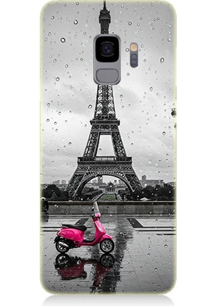 Samsung Galaxy S9 Uyumlu Yağmurda Eyfel ve Scooter Desenli Silikon Kılıf