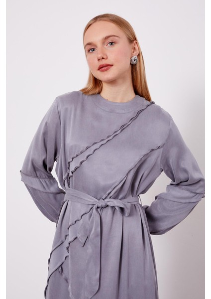 Gri Bağlamalı Dikiş Detaylı Cupra Elbise modelleri