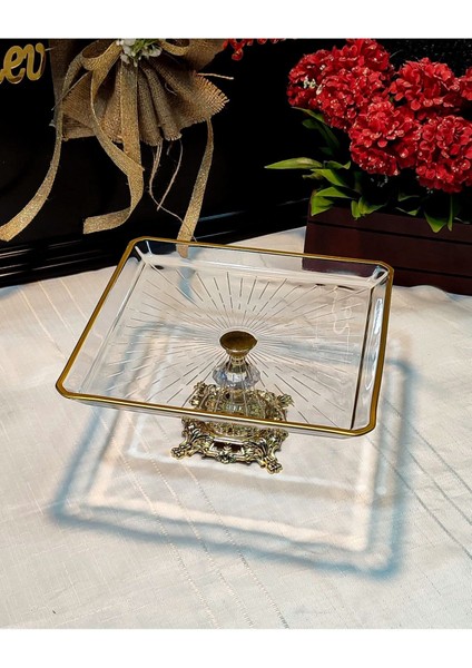Seçkinev Altınlar 4 Parça Döküm Ayaklı Masa Sunum Tabağı Set (Gold) fırsatları