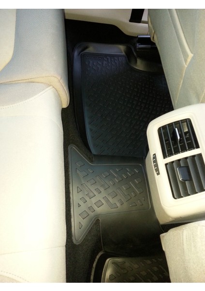 Volkswagen Golf 7 3D Siyah Havuzlu Paspas 2012 ve 2021