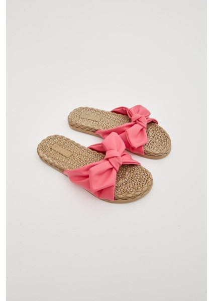 Fuşya Fiyonk Kadın Terlik Kaymaz Taban Havuz ve Plaj Kullanımı İçin indirimleri