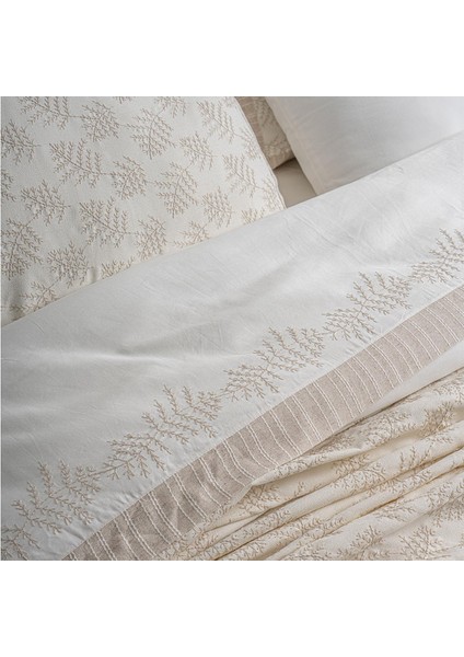 Arista Yaprak Işlemeli Çift Kişilik 9 Parça Nevresim + Pike Set fiyatları