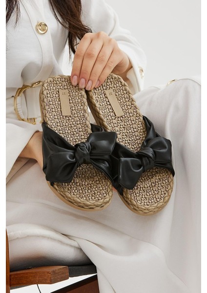 Siyah Fiyonk Kadın Terlik Kaymaz Taban Plaj ve Havuz Kullanımı İçin