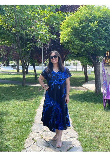 Mercan Desenli Viskon Yazlık Elbise – Rahat Kesim, Standart Beden, 36-50 Arası Uyumlu fırsatları