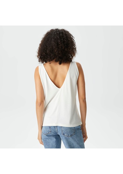 Kadın Beyaz Relaxed Fit V Yaka T-Shirt fiyatları