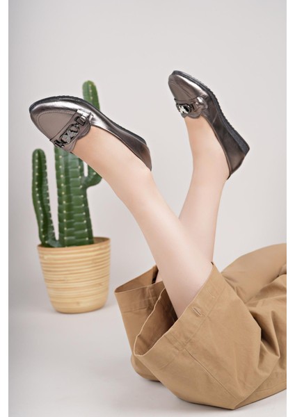 Nesil Shoes Mhd 68 Platin Taşlı Günlük Kadın Babet fırsatları