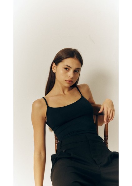 Ince Askılı Yumuşak Dokulu Esnek Atlet modelleri