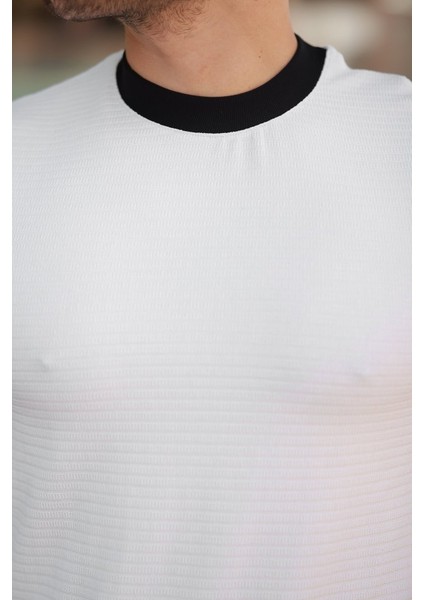 Erkek Bisiklet Yaka Örme Pamuklu Kumaş Kısa Kollu T-Shirt