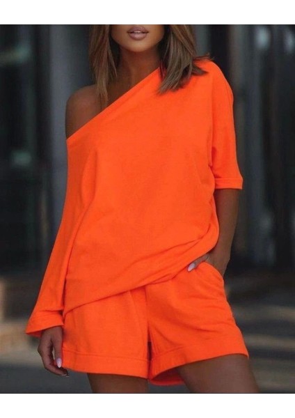 Kadın Kayık Yaka Oversize Asimetrik Bluz ve Şort Iki Iplik Takım