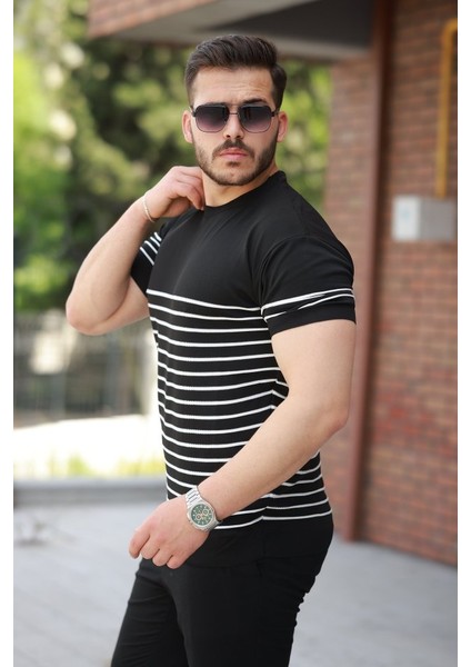 Erkek Çizgi Desenli Bisiklet Yaka Kısa Kollu T-Sihrt