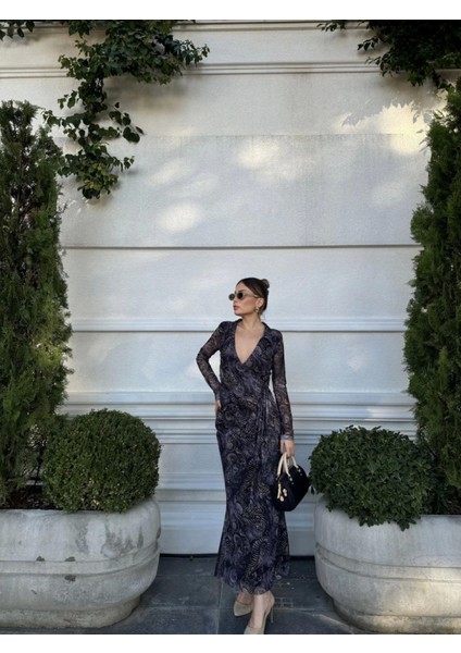 Kruvaze V Yaka, Fırfırlı ve Bağcıklı Desenli Bluz ve Midi Etek Takım - Siyah modelleri