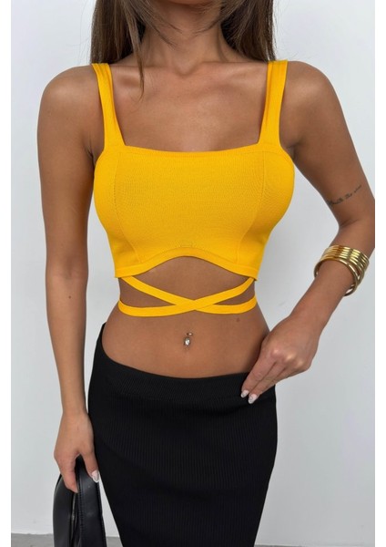 Bel Bağcıklı Crop Bluz modelleri