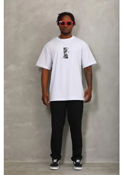 Unisex Oversize Baskılı Bisiklet Yaka T-Shirt - Beyaz fırsatları