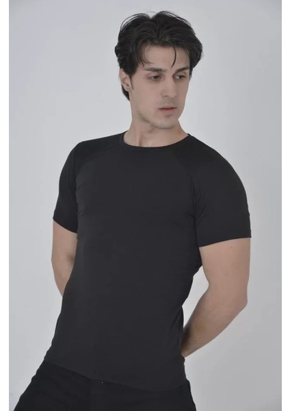 Erkek Omuz Fileli Slim Fit T-Shirt - Siyah