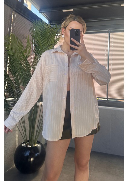 Krem Tek Cepli Çizgili Oversize Modal Gömlek modelleri