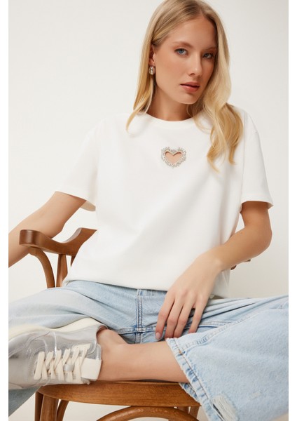 Işıltılı Kalp Aksesuarlı Pamuklu Örme T-Shirt