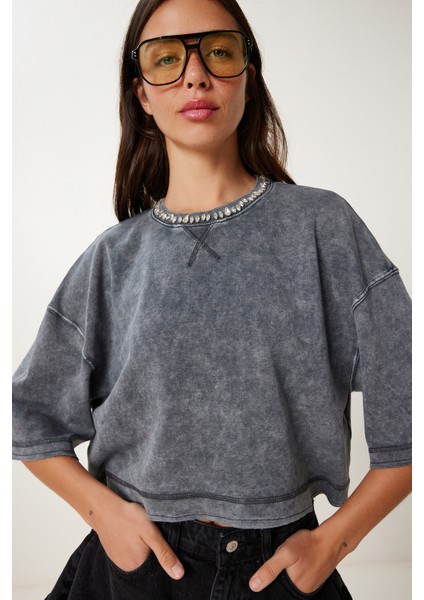 Taş Detaylı Yıkamalı Pamuklu Örme T-Shirt fiyatları