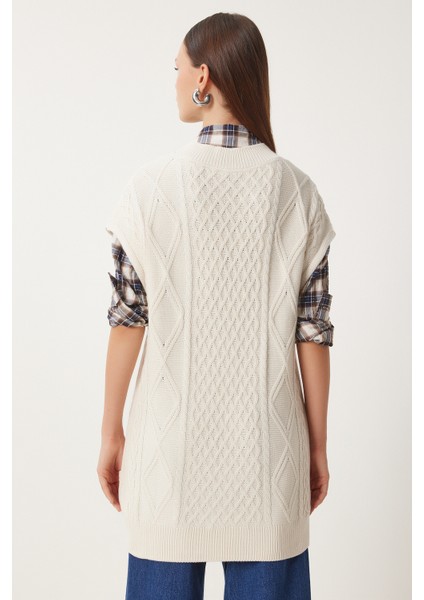 V Yaka Motifli Uzun Triko Süveter LNV0007 KREM