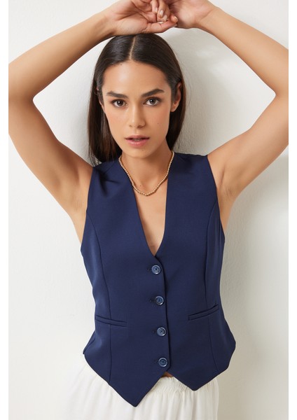 Vucüda Oturan Crop Dokuma Yelek