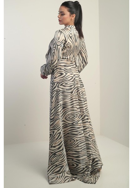 Kadın Fular Detaylı Astarlı Zebra Desenli Saten Uzun Elbise fırsatları