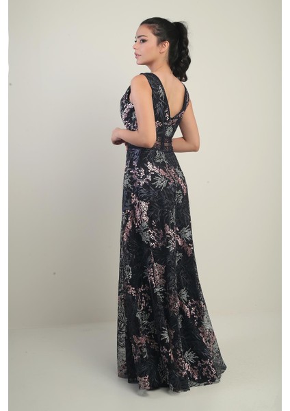 Kadın V Yaka Kalın Askılı Beli Dekolteli Nakışlı Uzun Kloş Elbise fırsatları