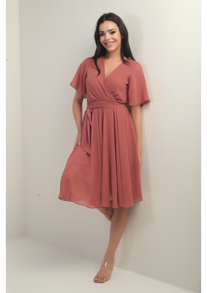 Kadın Kruvaze Yaka Volan Kollu Astarlı Şifon Elbise fiyatları