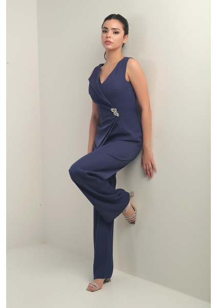 Kadın Ön Arka V Yaka Üst Yelek Görünümlü Bol Paça Tulum modelleri