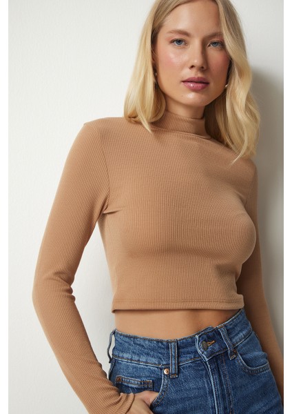 Dik Yaka Fitilli Kaşkorse Crop Bluz Bisküvi LUB0052