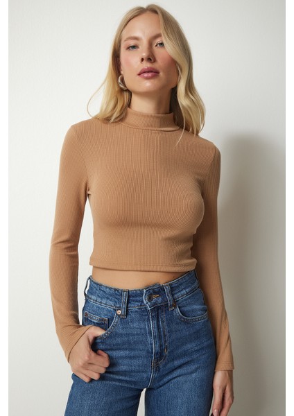 Dik Yaka Fitilli Kaşkorse Crop Bluz Bisküvi LUB0052