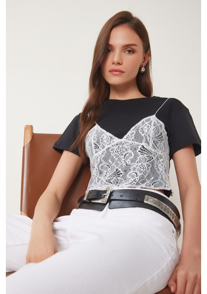 Dantelli Crop Örme Bluz Siyah Beyaz LBV0059
