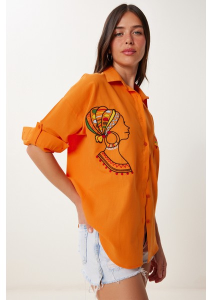 Nakış Detaylı Oversize Keten Gömlek