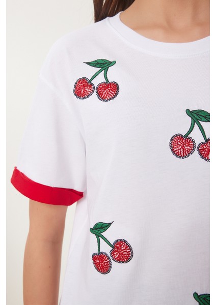 Boncuklu Nakış Işlemeli Örme T-Shirt fiyatları
